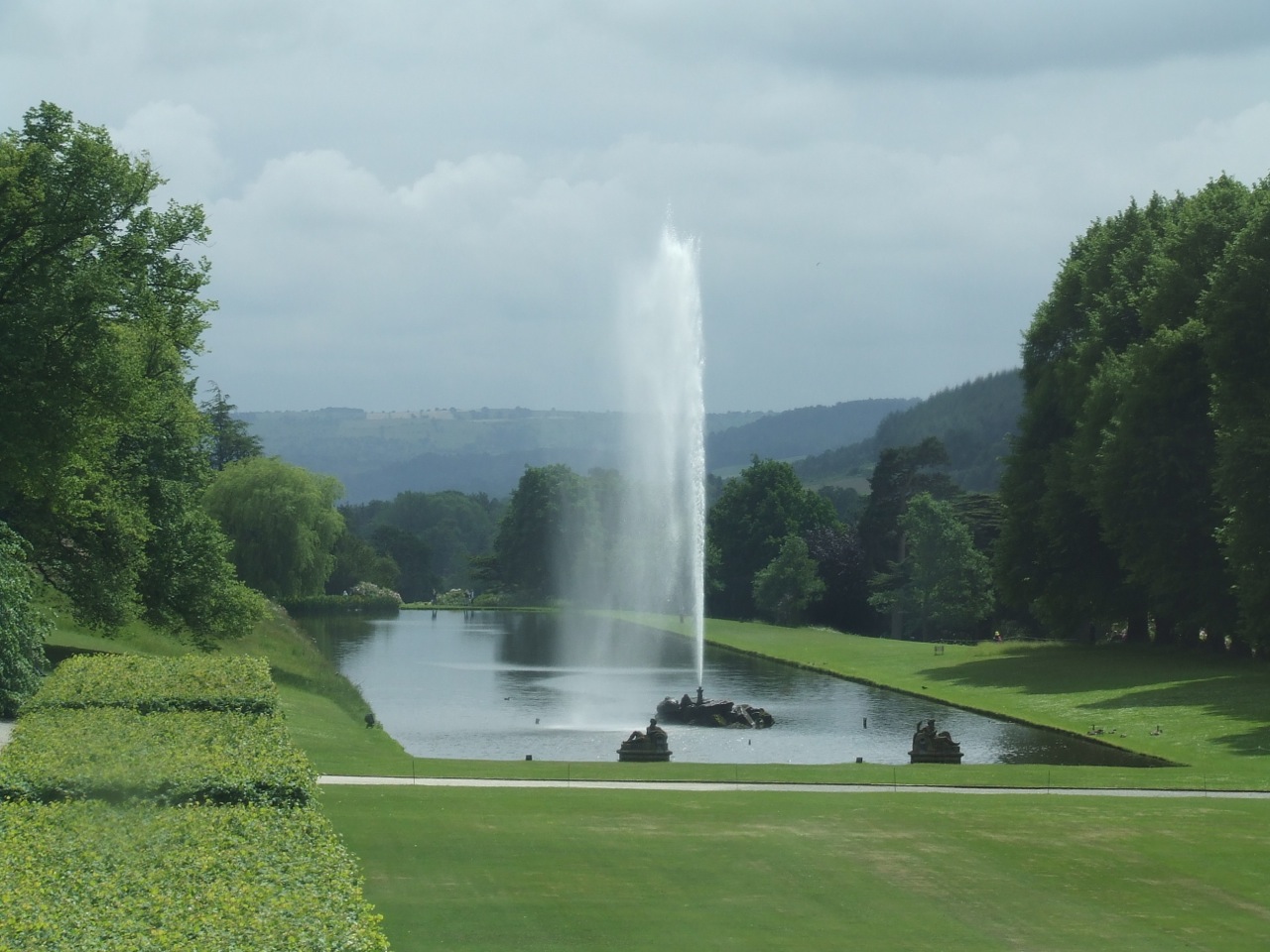 Photos at Chatsworth			
					</div><!-- .entry-content -->
		
		<footer>
		
		
		
					
					</footer><!-- .entry-meta -->
	</article><!-- #post -->
				
											
				
		
<hr class=
