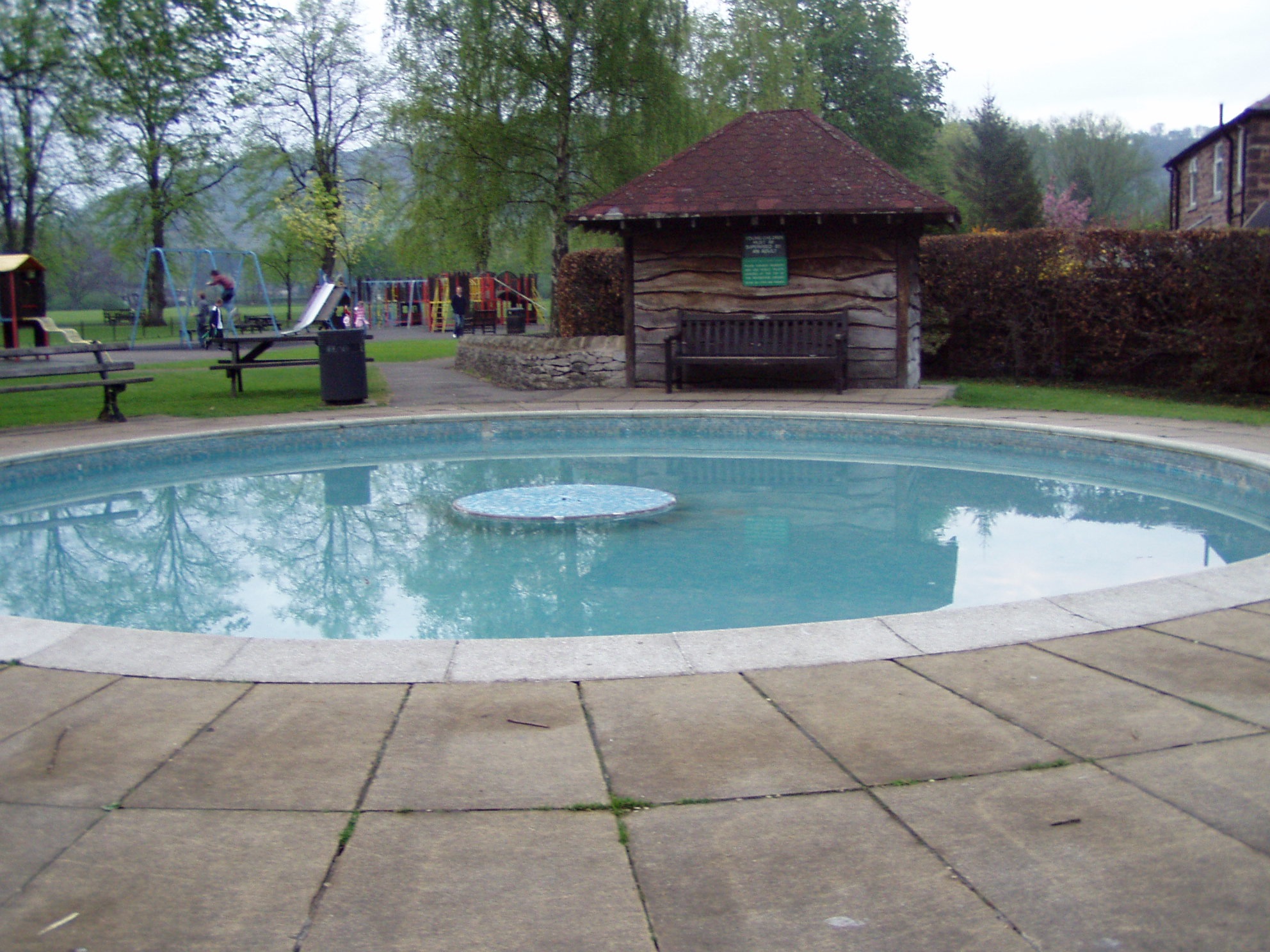 Bakewell park pool/fountain by gulfraz siddique			
					</div><!-- .entry-content -->
		
		<footer>
		
		
		
					
					</footer><!-- .entry-meta -->
	</article><!-- #post -->
				
											
				
		
<hr class=