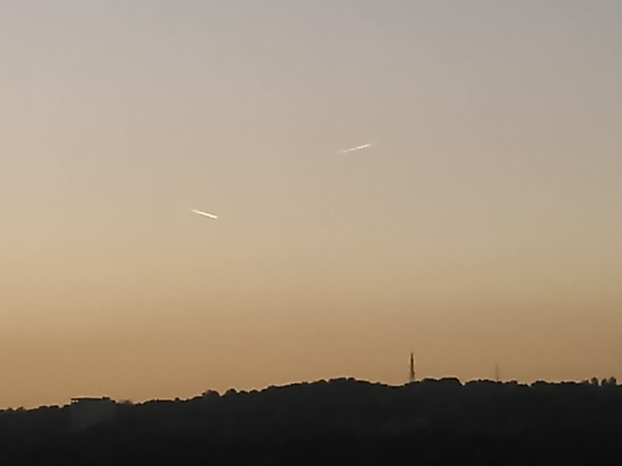 Two jets – by s t e v e Woan			
					</div><!-- .entry-content -->
		
		<footer>
		
		
		
					
					</footer><!-- .entry-meta -->
	</article><!-- #post -->
				
											
				
		
<hr class=