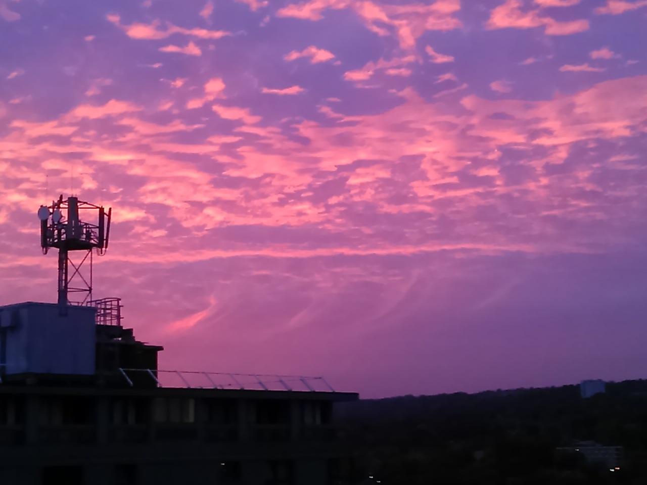 Autumn sunset by Steve Woan			
					</div><!-- .entry-content -->
		
		<footer>
		
		
		
					
					</footer><!-- .entry-meta -->
	</article><!-- #post -->
				
											
				
		
<hr class=