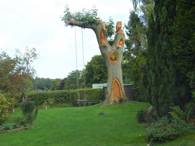 TREE HOUSE NEAR CROMFORD			
					</div><!-- .entry-content -->
		
		<footer>
		
		
		
					
					</footer><!-- .entry-meta -->
	</article><!-- #post -->
				
											
				
		
<hr class=