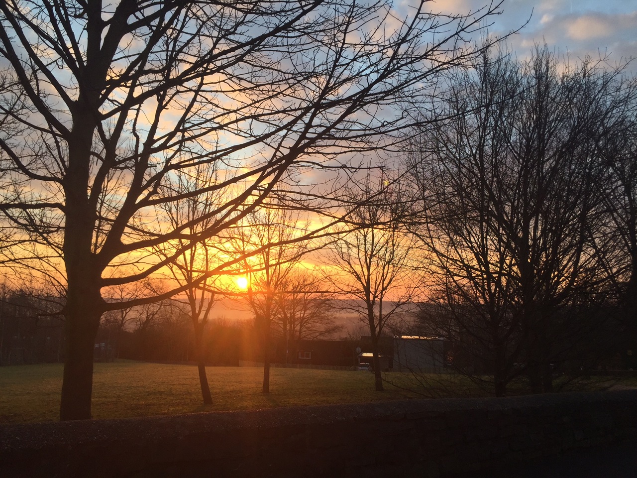 Fwd: Sunrise over Tapton			
					</div><!-- .entry-content -->
		
		<footer>
		
		
		
					
					</footer><!-- .entry-meta -->
	</article><!-- #post -->
				
											
				
		
<hr class=