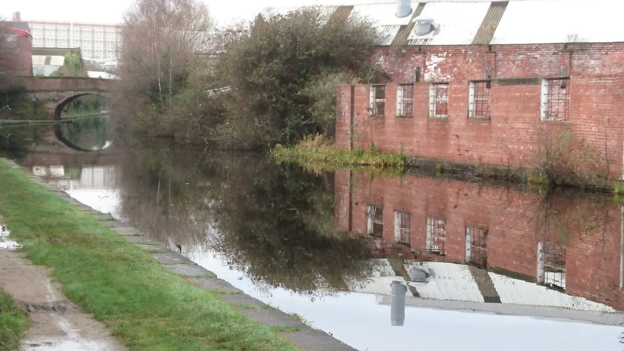 Fwd: Bacon Bridge attercliffe			
					</div><!-- .entry-content -->
		
		<footer>
		
		
		
					
					</footer><!-- .entry-meta -->
	</article><!-- #post -->
				
											
				
		
<hr class=