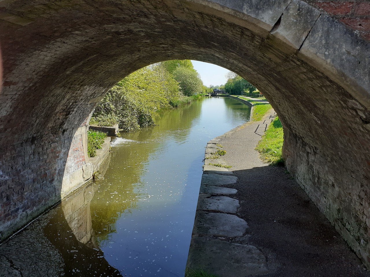 Fwd: Worksop canal by Johnny London			
					</div><!-- .entry-content -->
		
		<footer>
		
		
		
					
					</footer><!-- .entry-meta -->
	</article><!-- #post -->
				
											
				
		
<hr class=