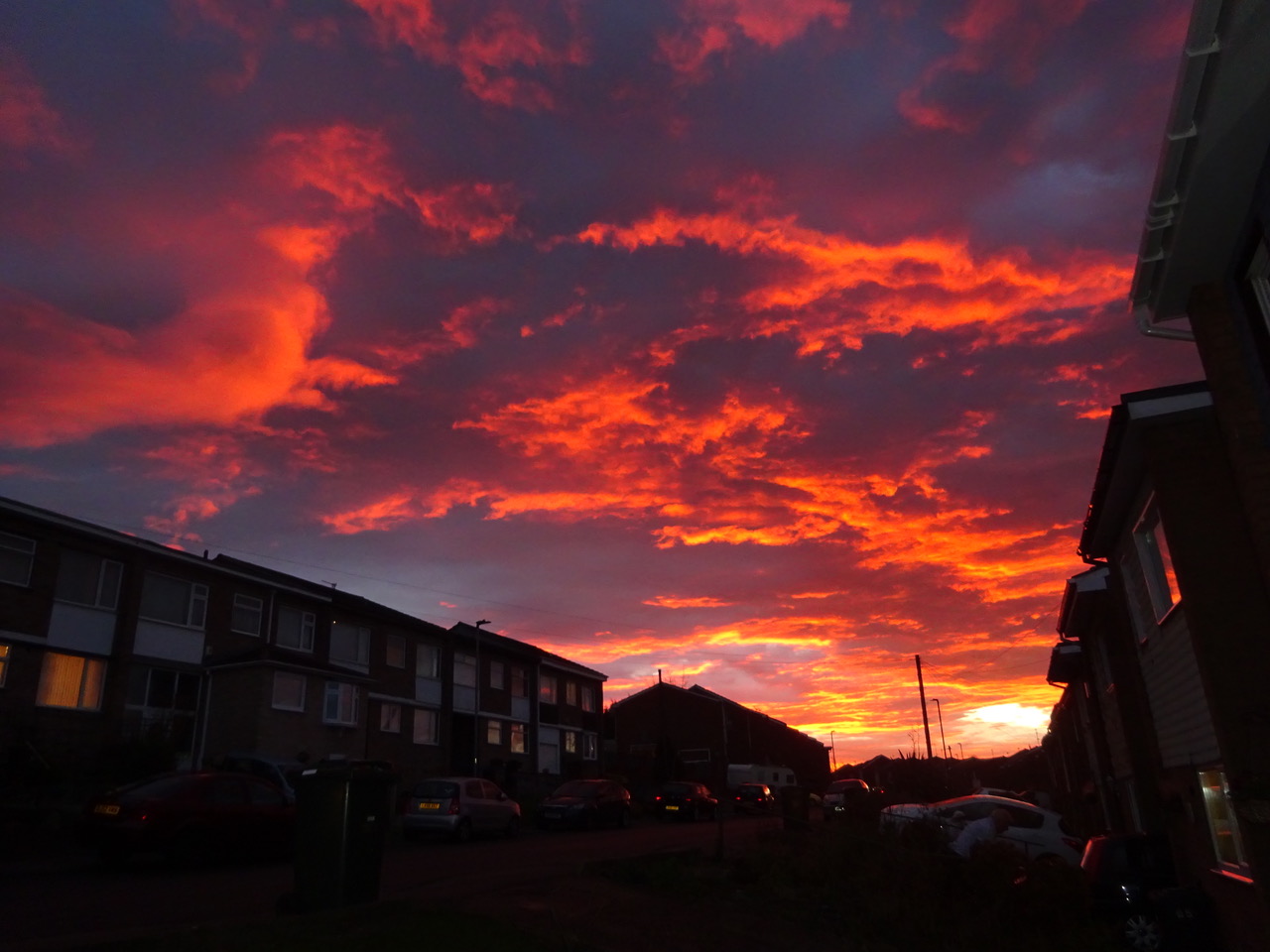 Fwd: dawn over Farm View Road, Rotherham			
					</div><!-- .entry-content -->
		
		<footer>
		
		
		
					
					</footer><!-- .entry-meta -->
	</article><!-- #post -->
				
											
				
		
<hr class=