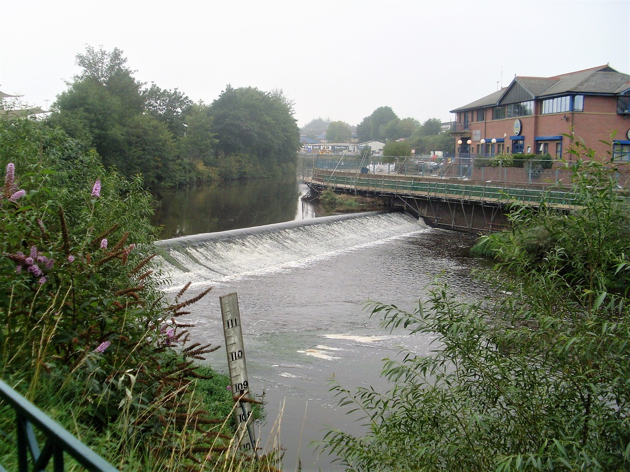 Fwd: photo by Tom Matthews of Hatfield Weir, Meadowhall.			
					</div><!-- .entry-content -->
		
		<footer>
		
		
		
					
					</footer><!-- .entry-meta -->
	</article><!-- #post -->
				
											
				
		
<hr class=