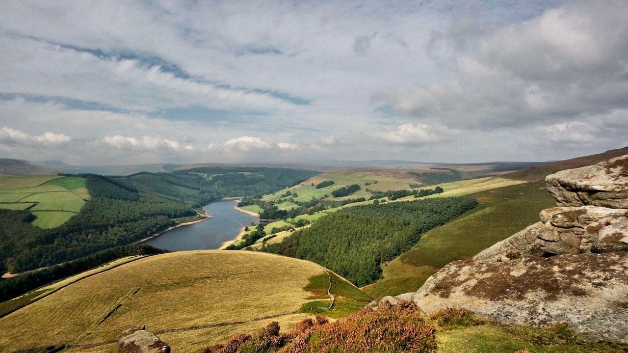 Fwd: Views over Ladybower Reservoir Peak District. Keith Bown			
					</div><!-- .entry-content -->
		
		<footer>
		
		
		
					
					</footer><!-- .entry-meta -->
	</article><!-- #post -->
				
											
				
		
<hr class=