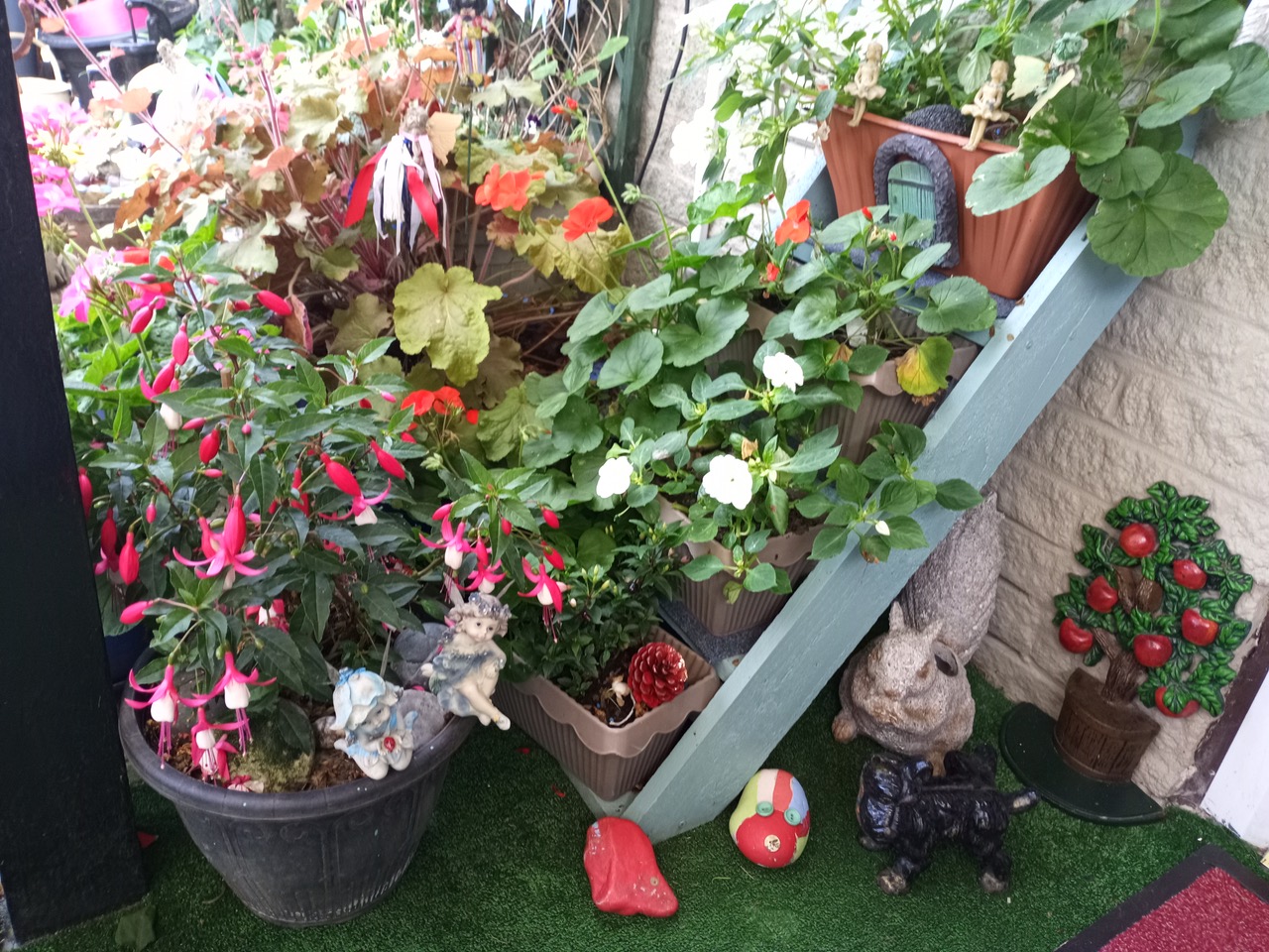 Fwd: Photograph Joshua loveday age 5 , grandma’s fairy garden			
					</div><!-- .entry-content -->
		
		<footer>
		
		
		
					
					</footer><!-- .entry-meta -->
	</article><!-- #post -->
				
											
				
		
<hr class=