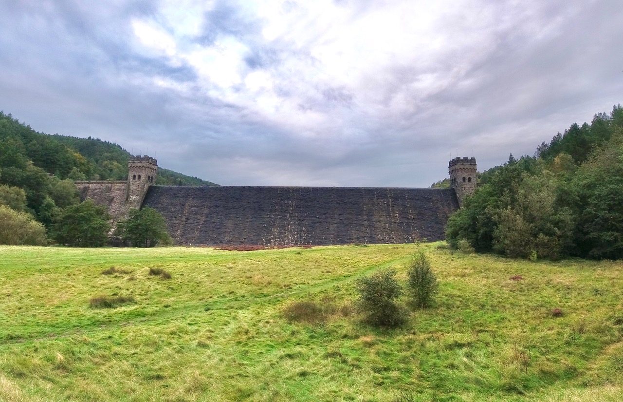 Fwd: Derwent Dam Peak District. Keith Bown			
					</div><!-- .entry-content -->
		
		<footer>
		
		
		
					
					</footer><!-- .entry-meta -->
	</article><!-- #post -->
				
											
				
		
<hr class=
