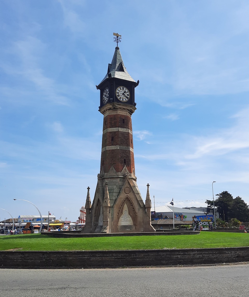 Fwd: Skegness clock tower by Kevin Lees			
					</div><!-- .entry-content -->
		
		<footer>
		
		
		
					
					</footer><!-- .entry-meta -->
	</article><!-- #post -->
				
											
				
		
<hr class=