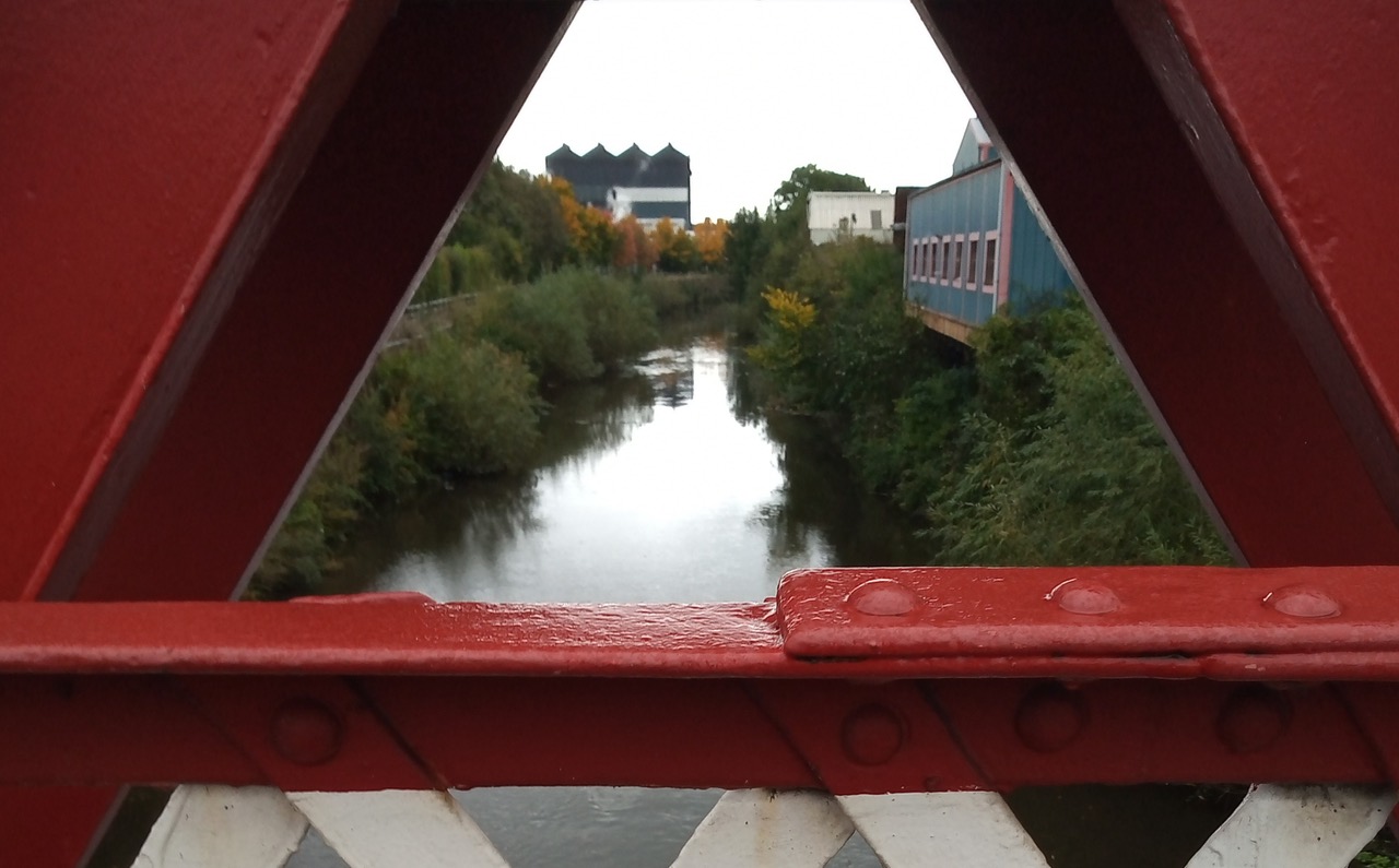 Fwd: Newhall bridge by shona			
					</div><!-- .entry-content -->
		
		<footer>
		
		
		
					
					</footer><!-- .entry-meta -->
	</article><!-- #post -->
				
											
				
		
<hr class=