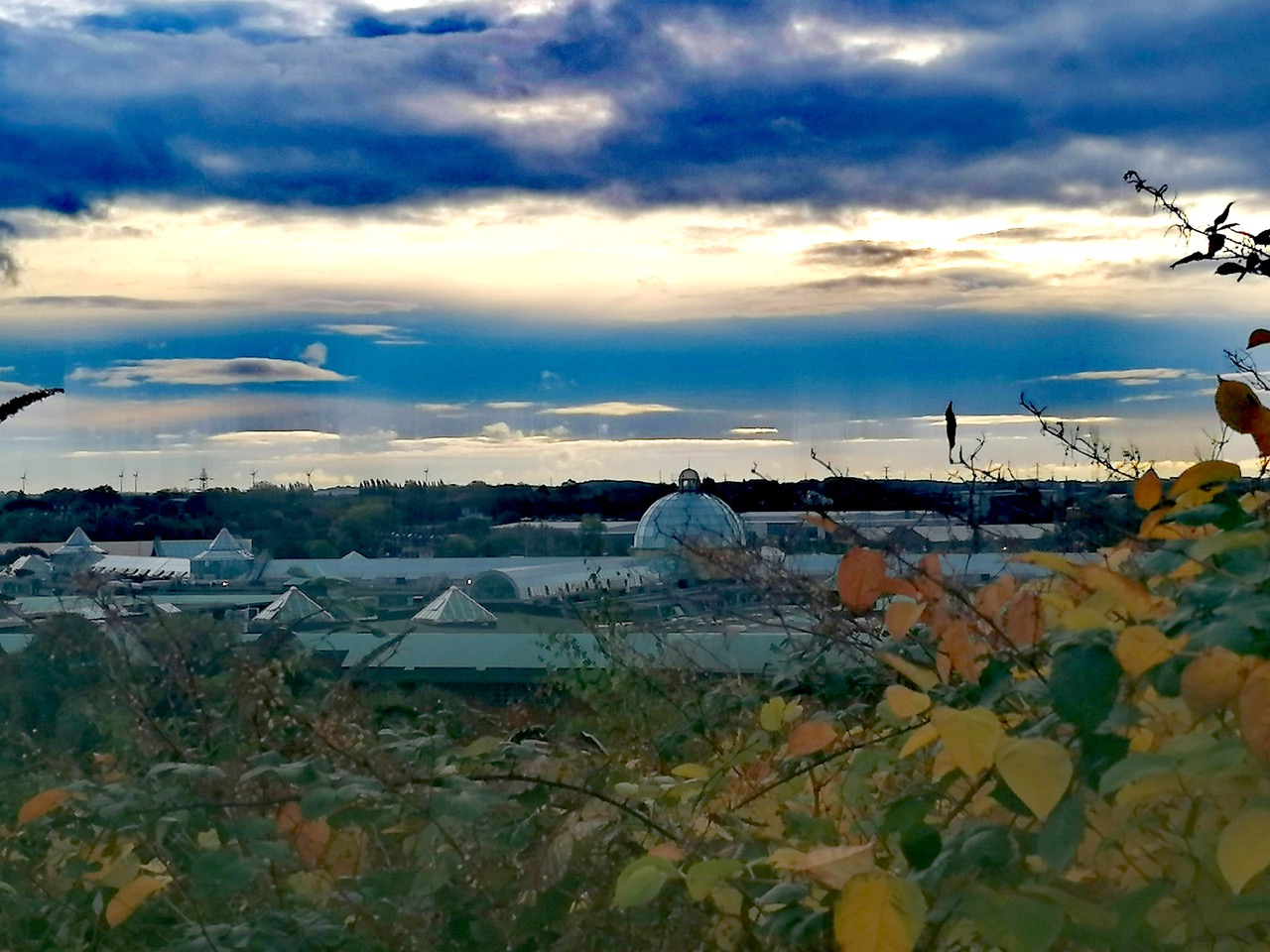 Fwd: Meadowhall by Vee Jay			
					</div><!-- .entry-content -->
		
		<footer>
		
		
		
					
					</footer><!-- .entry-meta -->
	</article><!-- #post -->
				
											
				
		
<hr class=