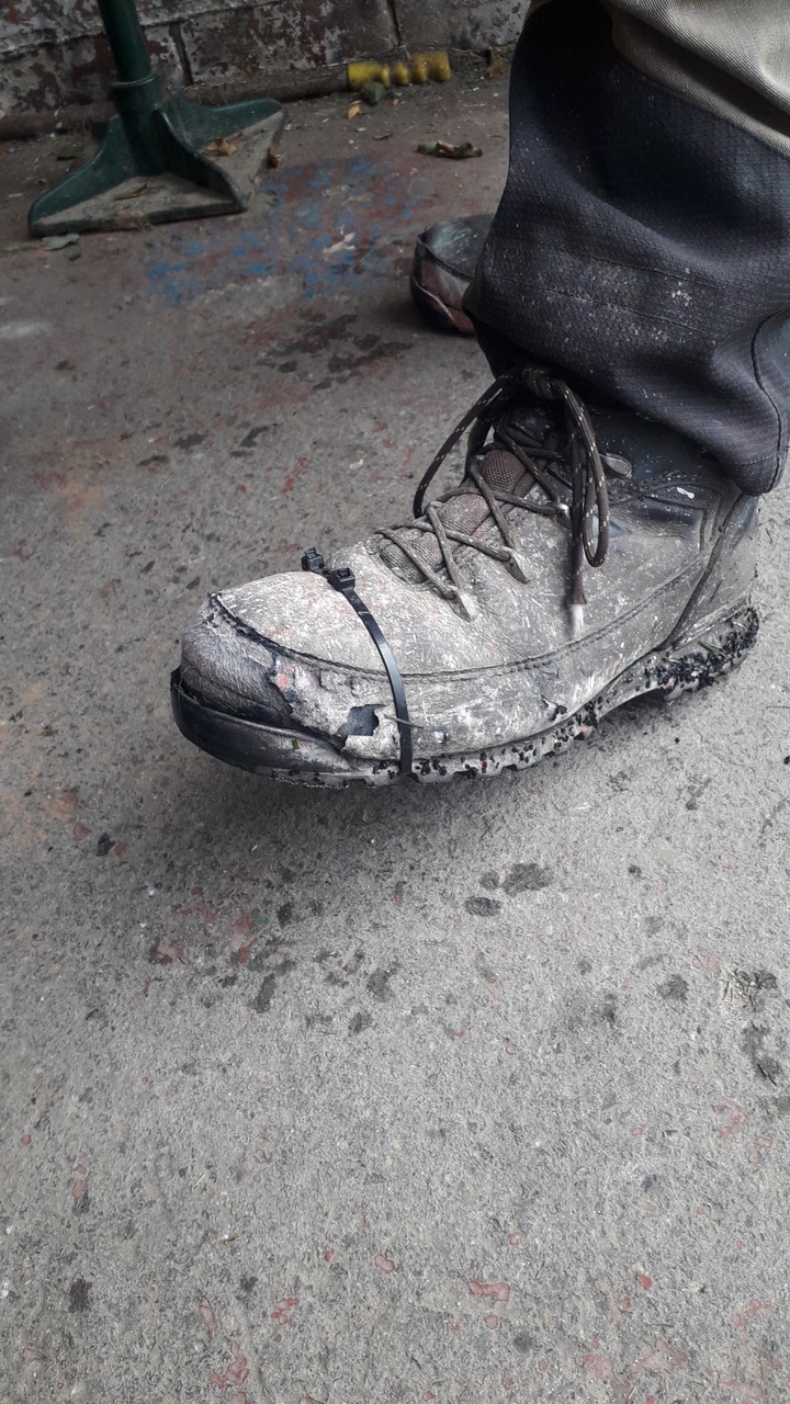 Fwd: a very old boot by Pete aged 72			
					</div><!-- .entry-content -->
		
		<footer>
		
		
		
					
					</footer><!-- .entry-meta -->
	</article><!-- #post -->
				
											
				
		
<hr class=