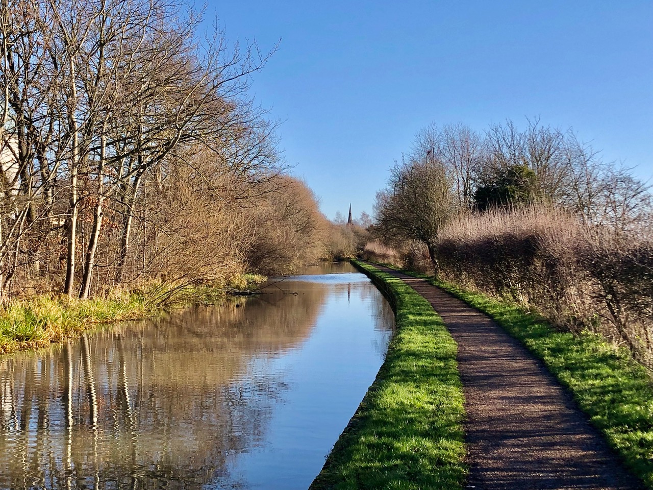 Fwd: Chesterfield Canal Nr Worksop. Keith Bown			
					</div><!-- .entry-content -->
		
		<footer>
		
		
		
					
					</footer><!-- .entry-meta -->
	</article><!-- #post -->
				
											
				
		
<hr class=