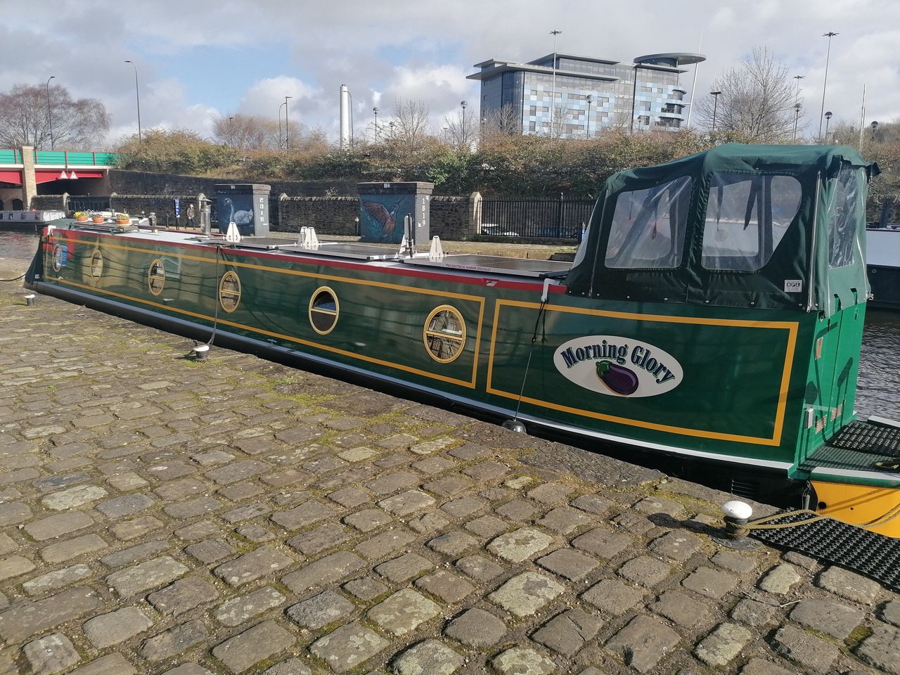 Fwd: Victoria Quays Narrowboat by Vee Jay			
					</div><!-- .entry-content -->
		
		<footer>
		
		
		
					
					</footer><!-- .entry-meta -->
	</article><!-- #post -->
				
											
				
		
<hr class=