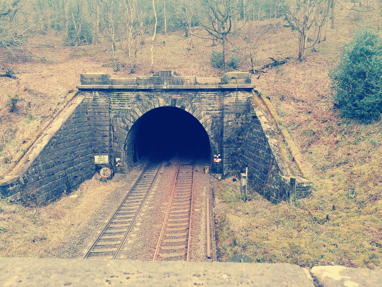 Fwd: Totley Tunnel by Vee Jay			
					</div><!-- .entry-content -->
		
		<footer>
		
		
		
					
					</footer><!-- .entry-meta -->
	</article><!-- #post -->
				
											
				
		
<hr class=