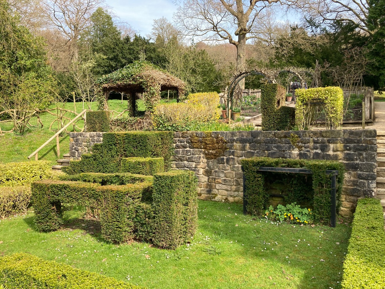 Chatsworth			
					</div><!-- .entry-content -->
		
		<footer>
		
		
		
					
					</footer><!-- .entry-meta -->
	</article><!-- #post -->
				
											
				
		
<hr class=