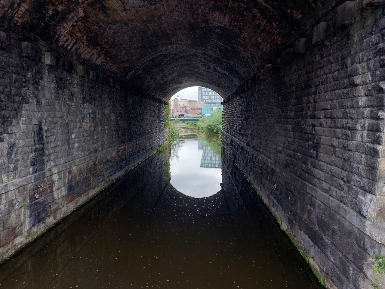 Fwd: Photo by Gullface London			
					</div><!-- .entry-content -->
		
		<footer>
		
		
		
					
					</footer><!-- .entry-meta -->
	</article><!-- #post -->
				
											
				
		
<hr class=