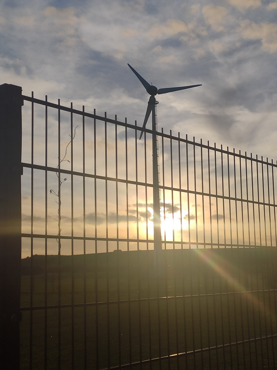 Fwd: Photo			
					</div><!-- .entry-content -->
		
		<footer>
		
		
		
					
					</footer><!-- .entry-meta -->
	</article><!-- #post -->
				
											
				
		
<hr class=