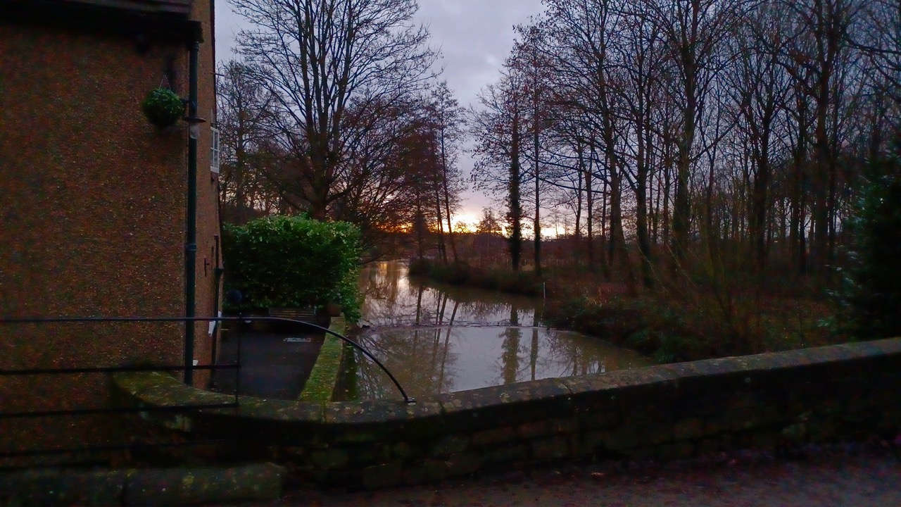 Fwd: By M Winter- Greasbrough dam sunrise.			
					</div><!-- .entry-content -->
		
		<footer>
		
		
		
					
					</footer><!-- .entry-meta -->
	</article><!-- #post -->
				
											
				
		
<hr class=