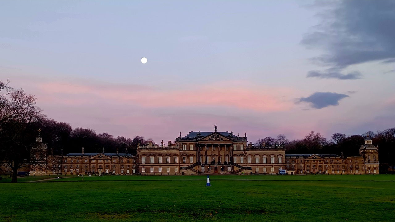 Fwd: By M Winter – Wentworth Woodhouse and Moon.			
					</div><!-- .entry-content -->
		
		<footer>
		
		
		
					
					</footer><!-- .entry-meta -->
	</article><!-- #post -->
				
											
				
		
<hr class=