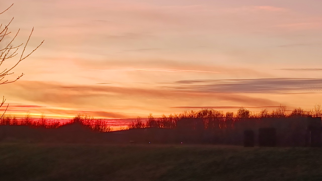 Fwd: By M.Winter- Centenary Riverside sunset			
					</div><!-- .entry-content -->
		
		<footer>
		
		
		
					
					</footer><!-- .entry-meta -->
	</article><!-- #post -->
				
											
				
		
<hr class=