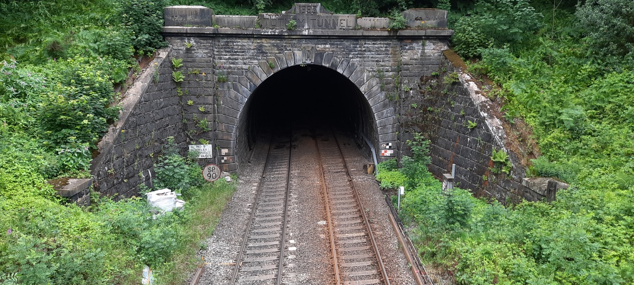 Fwd: Photo by maharg Totley tunnel grindleford			
					</div><!-- .entry-content -->
		
		<footer>
		
		
		
					
					</footer><!-- .entry-meta -->
	</article><!-- #post -->
				
											
				
		
<hr class=