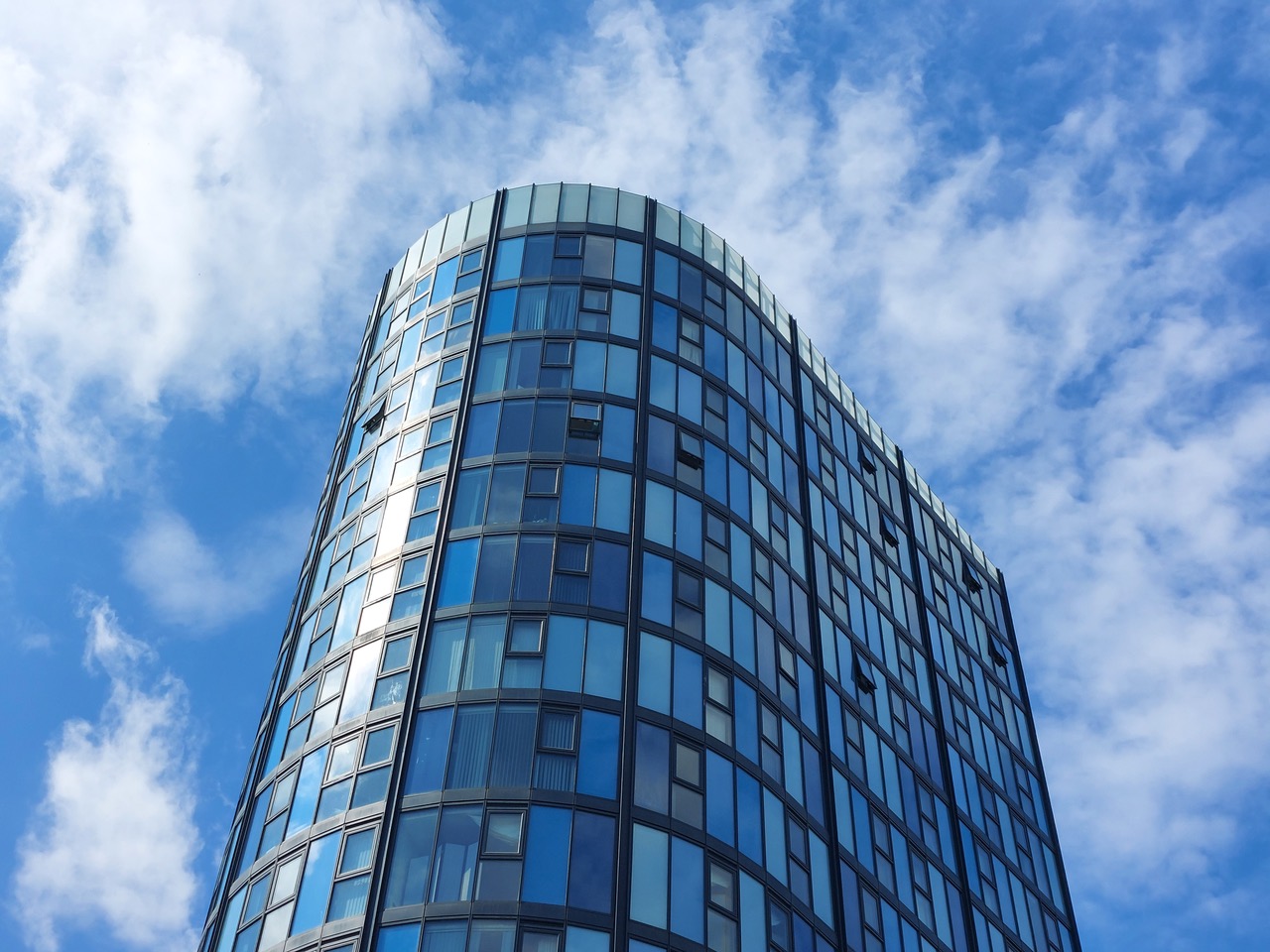 Fwd: Gullface London			
					</div><!-- .entry-content -->
		
		<footer>
		
		
		
					
					</footer><!-- .entry-meta -->
	</article><!-- #post -->
				
											
				
		
<hr class=