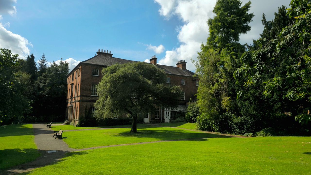 Fwd: Mark Lacey – Tapton House, Chesterfield			
					</div><!-- .entry-content -->
		
		<footer>
		
		
		
					
					</footer><!-- .entry-meta -->
	</article><!-- #post -->
				
											
				
		
<hr class=