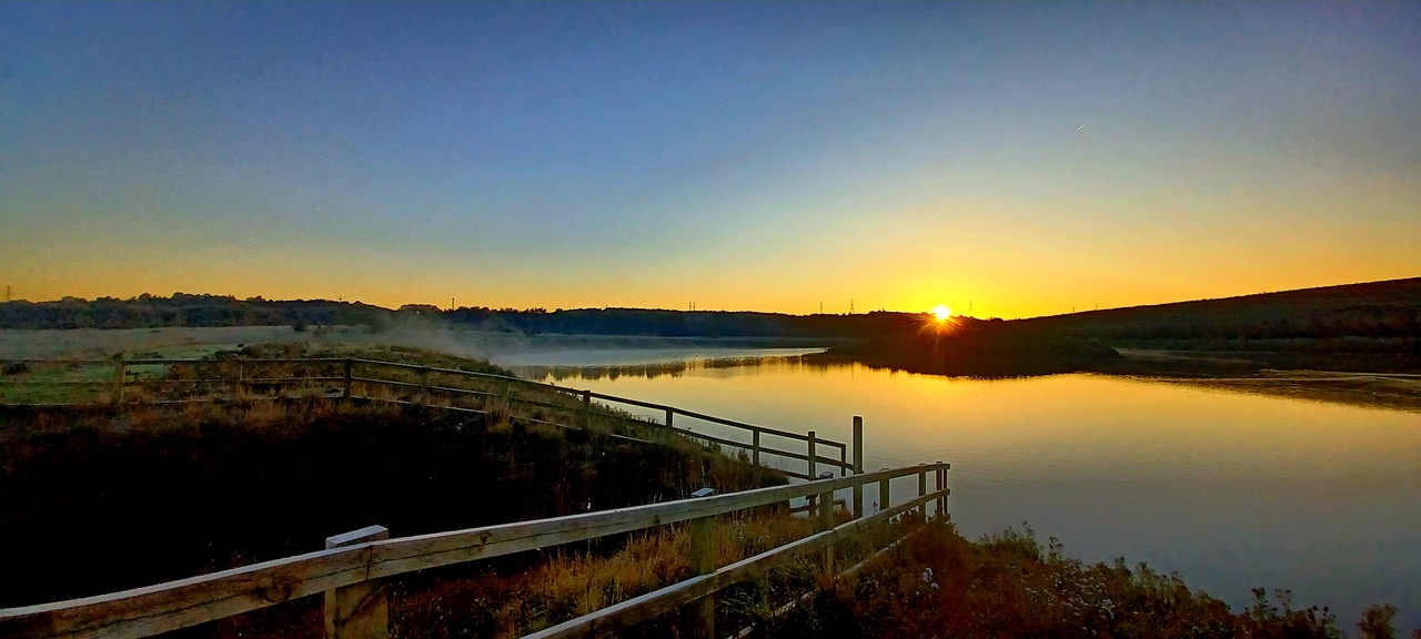 Fwd: By Markius Maximus- Waverley lakes sunrise.			
					</div><!-- .entry-content -->
		
		<footer>
		
		
		
					
					</footer><!-- .entry-meta -->
	</article><!-- #post -->
				
											
				
		
<hr class=