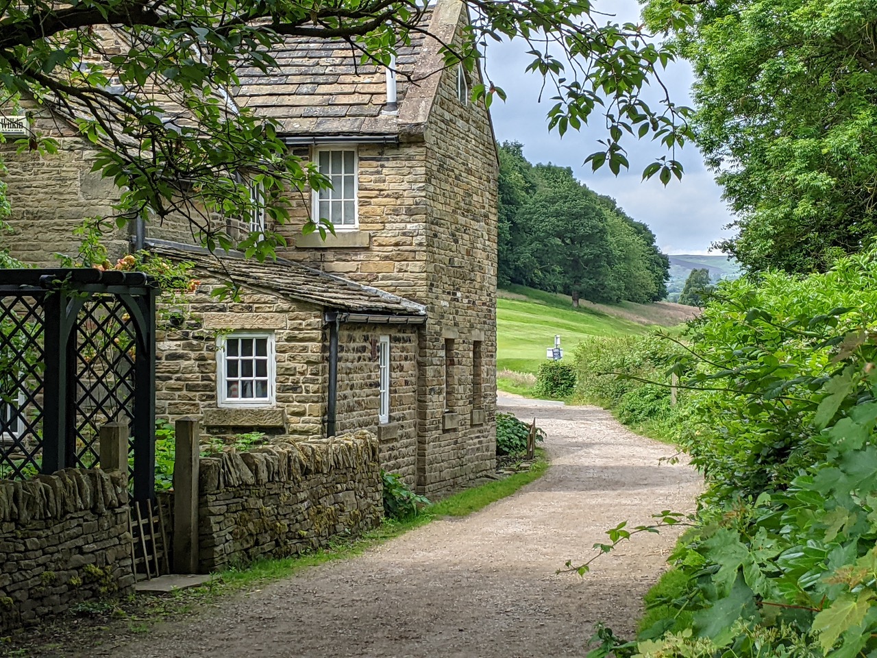 Fwd: Beauchief Abbey Farm			
					</div><!-- .entry-content -->
		
		<footer>
		
		
		
					
					</footer><!-- .entry-meta -->
	</article><!-- #post -->
				
											
				
		
<hr class=