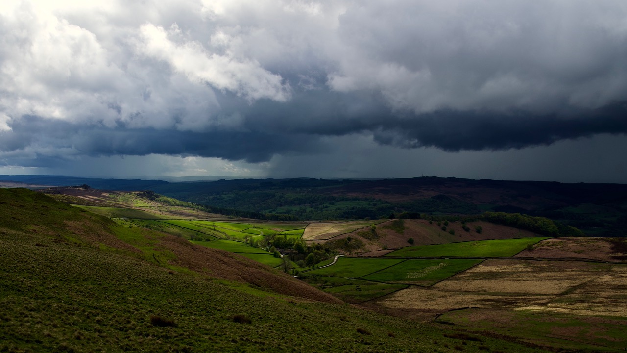 Fwd: Towards Hope Valley From Stanage			
					</div><!-- .entry-content -->
		
		<footer>
		
		
		
					
					</footer><!-- .entry-meta -->
	</article><!-- #post -->
				
											
				
		
<hr class=
