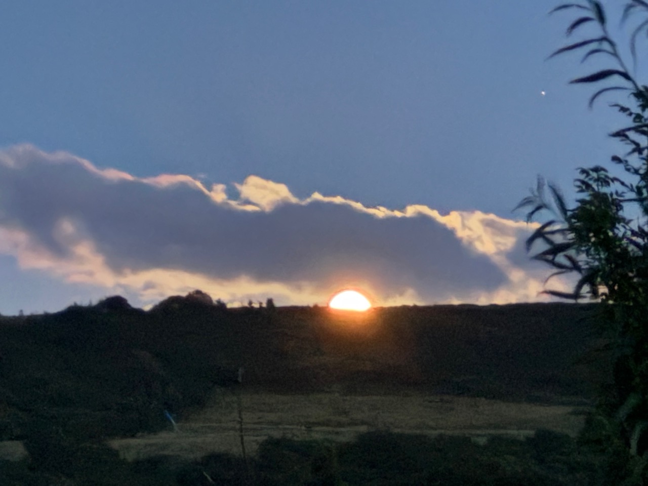 Fwd: Moonrise over Stocksbridge by Reverend Malcolm Pywell			
					</div><!-- .entry-content -->
		
		<footer>
		
		
		
					
					</footer><!-- .entry-meta -->
	</article><!-- #post -->
				
											
				
		
<hr class=