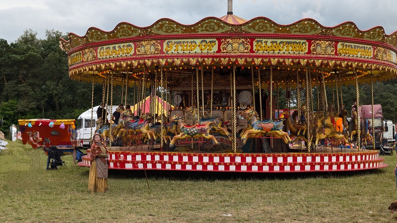 Fwd: Greg Howarth Carousel Cromford Steam Rally			
					</div><!-- .entry-content -->
		
		<footer>
		
		
		
					
					</footer><!-- .entry-meta -->
	</article><!-- #post -->
				
											
				
		
<hr class=