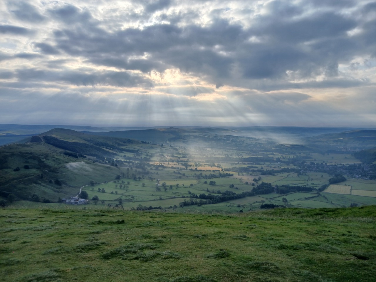Fwd: Mam Tor			
					</div><!-- .entry-content -->
		
		<footer>
		
		
		
					
					</footer><!-- .entry-meta -->
	</article><!-- #post -->
				
											
				
		
<hr class=