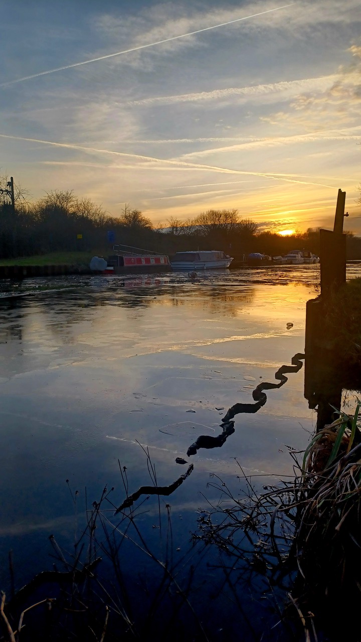 Fwd: By Markius Maximus – Eastwood canal			
					</div><!-- .entry-content -->
		
		<footer>
		
		
		
					
					</footer><!-- .entry-meta -->
	</article><!-- #post -->
				
											
				
		
<hr class=