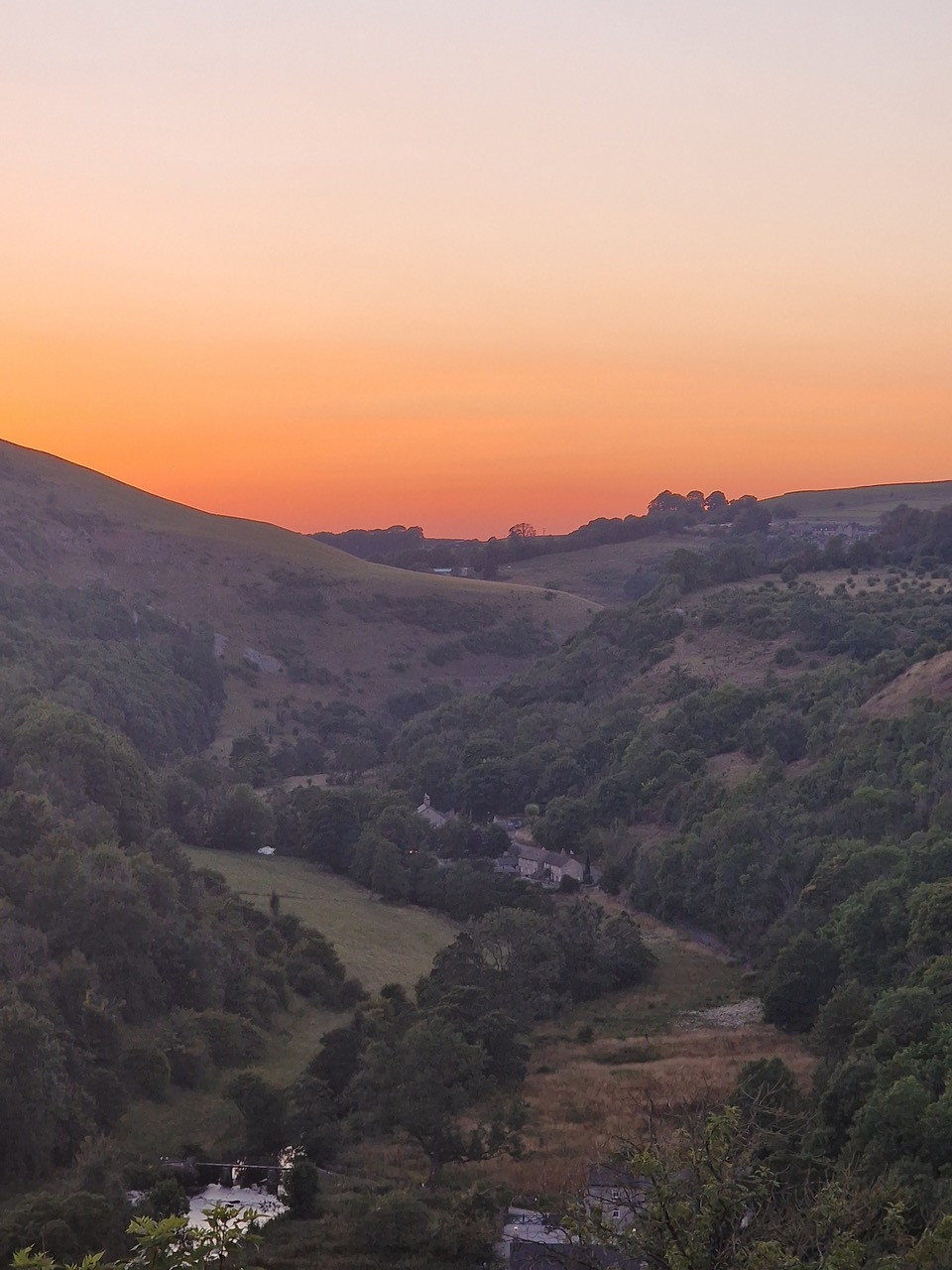 Fwd: Monsal Head			
					</div><!-- .entry-content -->
		
		<footer>
		
		
		
					
					</footer><!-- .entry-meta -->
	</article><!-- #post -->
				
											
				
		
<hr class=