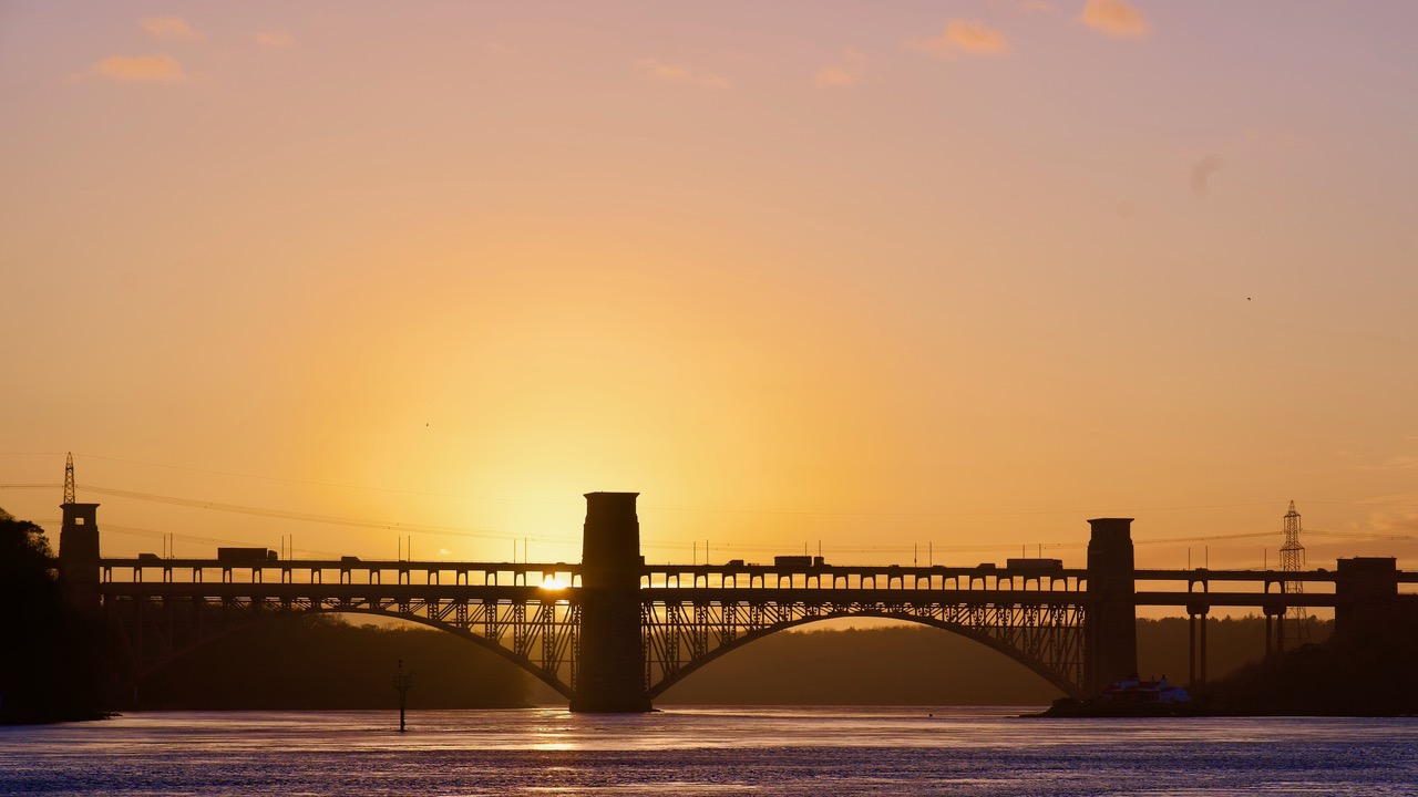 Fwd: Sunset by Steve Gregory			
					</div><!-- .entry-content -->
		
		<footer>
		
		
		
					
					</footer><!-- .entry-meta -->
	</article><!-- #post -->
				
											
				
		
<hr class=